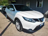 Usata Nissan Qashqai Tekna 110 CV (80 kW) 2015 Bianco SUV