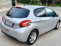 Usata Peugeot 208 Active 68 CV (50 kW) 2012 Argento Utilitaria