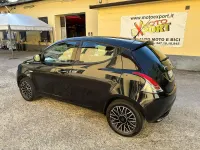 Usata Lancia Ypsilon Platinum 69 CV (50 kW) 2014 Nero Utilitaria