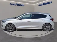 Usata Ford Focus ST-Line 155 CV (114 kW) 2025 Grigio moondust (metallizzato) Berlina