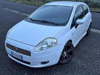 Usata Fiat Grande Punto 90 CV (66 kW) 2009 Bianco Utilitaria