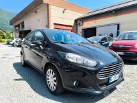 Usata Ford Fiesta 71 CV (52 kW) 2011 Blu Berlina