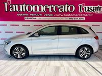 Usata Mercedes B200 150 CV (110 kW) 2023 Argento Monovolume