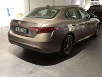 Usata Alfa Romeo Giulia Super 150 CV (110 kW) 2017 Grigio Berlina