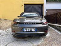 Usata Porsche 718 Boxster 300 CV (220 kW) 2018 Grigio Cabrio