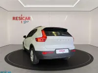 Usata Volvo XC40 Momentum 129 CV (94 kW) 2021 Bianco SUV