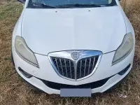 Usata Lancia Delta 120 CV (88 kW) 2010 Bianco Utilitaria