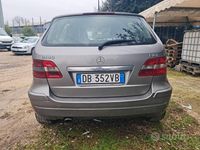 Usata Mercedes B180 2005 Grigio Monovolume