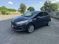 Usata Ford Fiesta Titanium 101 CV (74 kW) 2014 Grigio Utilitaria