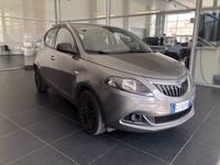 usata Lancia Ypsilon 1.0 FireFly 5 porte S&S Hybrid Ecochic Silver usato