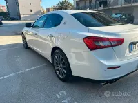 Usata Maserati Ghibli 250 CV (183 kW) 2014 Bianco Berlina