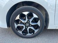 Usata Toyota Aygo Cool 72 CV (52 kW) 2018 0q bianco puro Utilitaria