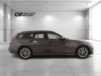 Usata BMW 320 Sport Line 190 CV (139 kW) 2021 Grigio Station wagon