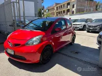 Usata Toyota Aygo Sol 54 CV (39 kW) 2007 Rosso Utilitaria