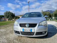 Begagnad VW Polo Comfortline 80 HK (58 kW) 2009 Silver Halvkombi