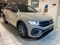 Usata VW T-Roc R-line 150 CV (110 kW) 2023 Grigio SUV