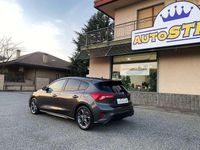 Usata Ford Focus ST-Line 125 CV (91 kW) 2022 Grey magnetic Berlina