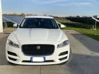 Usata Jaguar F-Pace Portfolio 180 CV (132 kW) 2017 Bianco SUV