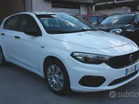 Usado Fiat Tipo Business 95 CV (69 kW) 2019 Blanco Berlina