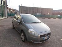 Usata Fiat Grande Punto Dynamic 77 CV (56 kW) 2006 Argento Utilitaria