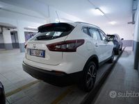 Usata Nissan Qashqai Acenta Premium 140 CV (102 kW) 2021 Bianco SUV