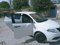 Usata Lancia Ypsilon 2019 Bianco Utilitaria