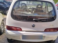 Käytetty Fiat 600 54 HP (39 kW) 2007 Valkoinen Viistoperä