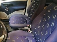 Usata Fiat Punto 69 CV (50 kW) 2003 Blu Berlina