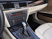 Usata BMW 325 Cabriolet 218 CV (160 kW) 2010 Cabrio