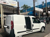 Usata Fiat Doblò Dynamic 105 CV (77 kW) 2010 Bianco Monovolume