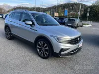 Usata VW Tiguan Life 150 CV (110 kW) 2021 Nero SUV