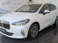 Usata BMW 218 Luxury Line 150 CV (110 kW) 2023 Bianco Monovolume