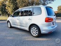 Usata VW Touran 140 CV (102 kW) 2013 Grigio Monovolume