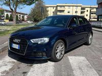 Usata Audi A3 Business 150 CV (110 kW) 2019 Blu/azzurro Berlina