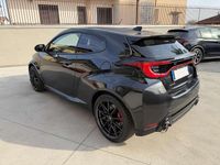 Nuova Toyota Yaris 280 CV (205 kW) 2025 Grigio Berlina