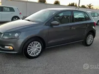 Usata VW Polo Trendline 75 CV (55 kW) 2015 Grigio Berlina