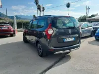Usata Dacia Lodgy 101 CV (74 kW) 2017 Grigio Monovolume