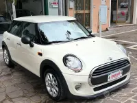 Usata Mini ONE 75 CV (55 kW) 2015 Beige Utilitaria
