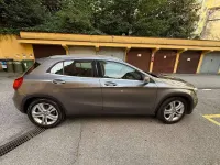 Usata Mercedes GLA200 156 CV (114 kW) 2014 Grigio SUV