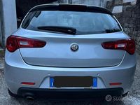 Usata Alfa Romeo Giulietta Super 120 CV (88 kW) 2019 Grigio Utilitaria