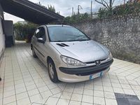 Usata Peugeot 206 68 CV (50 kW) 2006 Grigio Utilitaria