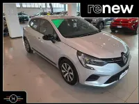 Usata Renault Clio Zen 140 CV (102 kW) 2023 Grigio chiaro Utilitaria