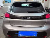 Usata Peugeot 208 GT 101 CV (74 kW) 2024 Argento Utilitaria
