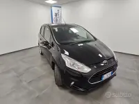 Usata Ford B-MAX Titanium 90 CV (66 kW) 2017 Nero Monovolume