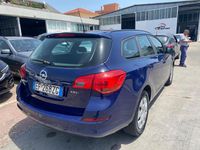 Usata Opel Astra 110 CV (80 kW) 2012 Blu Station wagon