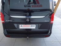 Usata Mercedes V300 Premium 237 CV (174 kW) 2024 Nero Monovolume