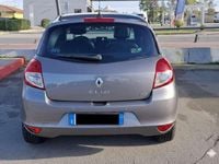 Usata Renault Clio III 88 CV (64 kW) 2012 Grigio Berlina