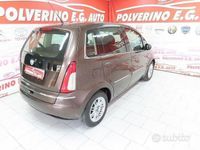 Usata Lancia Musa 95 CV (69 kW) 2010 Marrone Monovolume