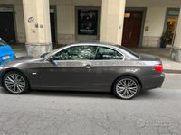 Usata BMW 330 245 CV (180 kW) 2010 Marrone Cabrio