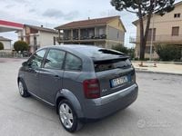Usata Audi A2 74 CV (54 kW) 2003 Grigio Utilitaria